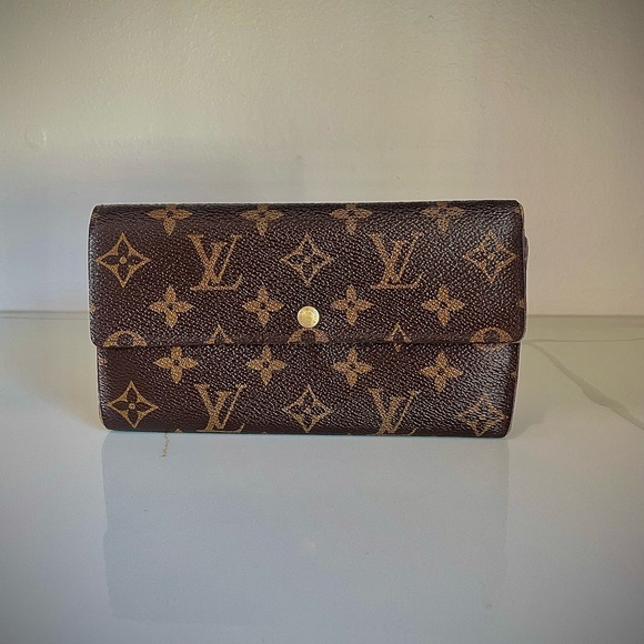Louis Vuitton Brown Monogram Wallet - Picture 1 of 5